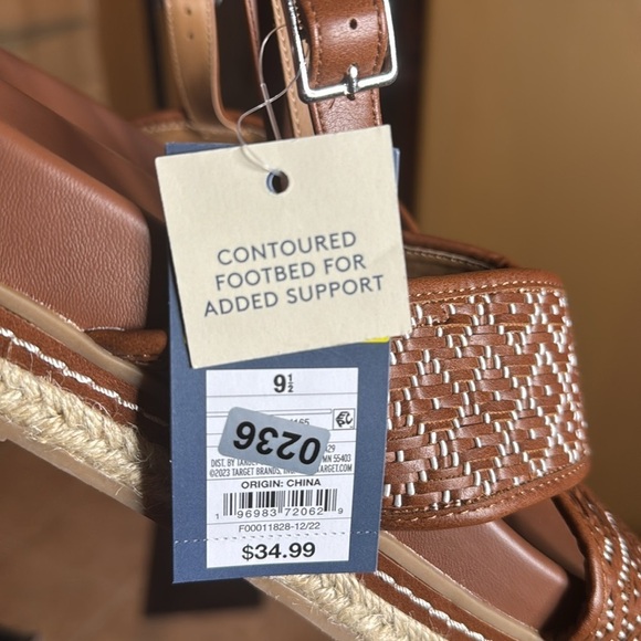 NWT Universal Thread Women's Elisa Platform Sandals Cognac Brown Size 9.5 - Picture 4 of 5